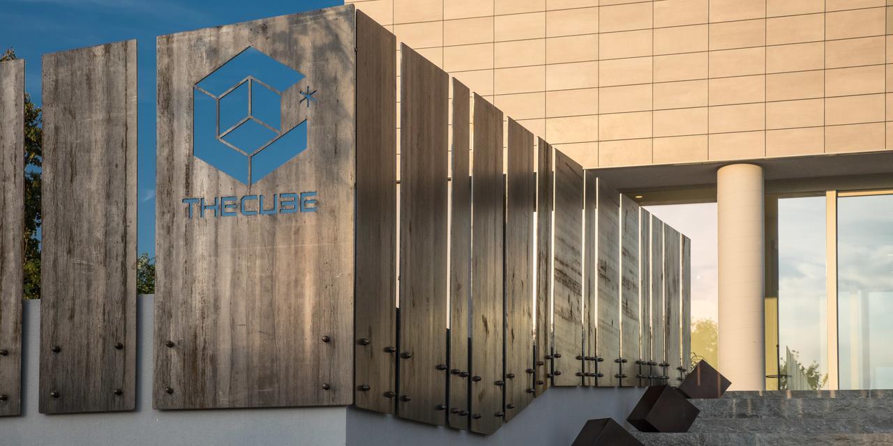 Hotel The Cube Fidenza Εξωτερικό φωτογραφία