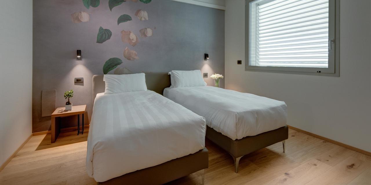 Hotel The Cube Fidenza Εξωτερικό φωτογραφία