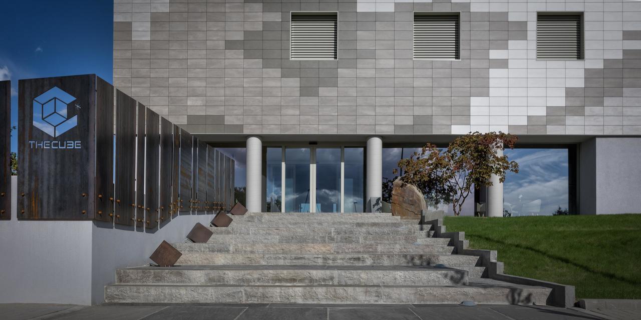 Hotel The Cube Fidenza Εξωτερικό φωτογραφία