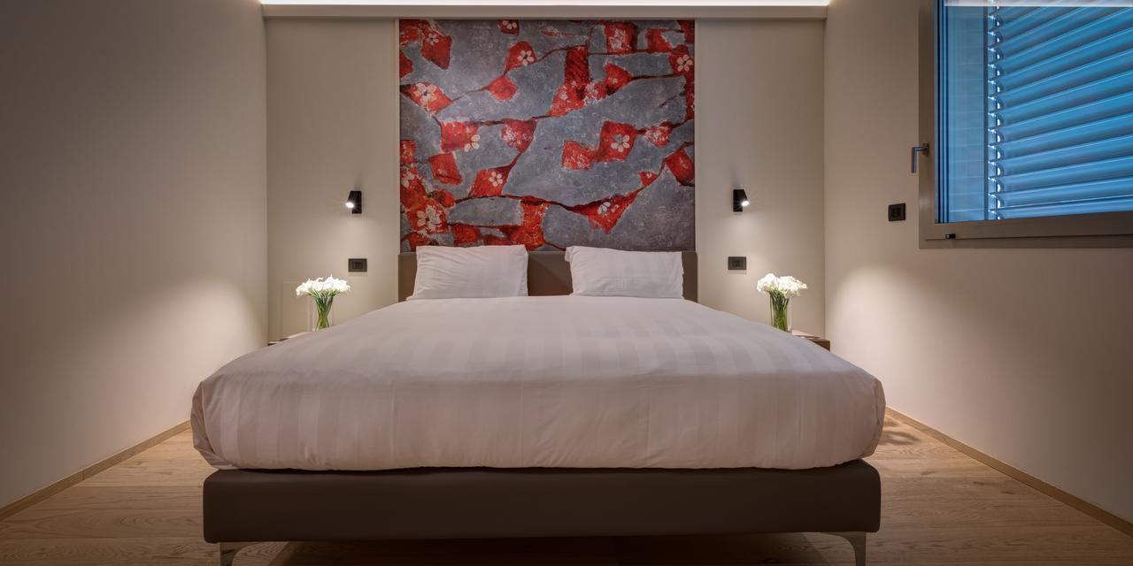 Hotel The Cube Fidenza Εξωτερικό φωτογραφία