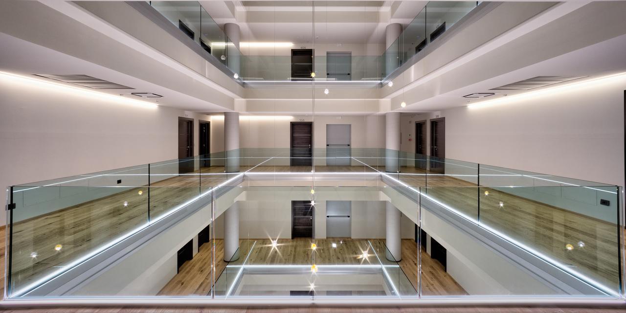 Hotel The Cube Fidenza Εξωτερικό φωτογραφία
