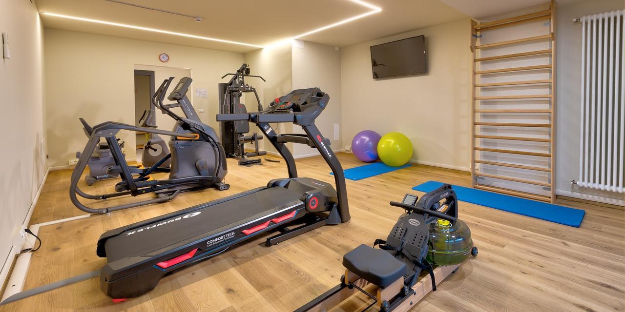 Hotel The Cube Fidenza Εξωτερικό φωτογραφία