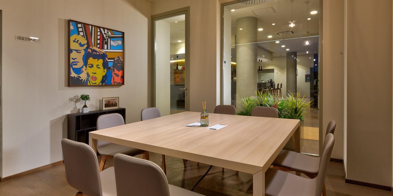Hotel The Cube Fidenza Εξωτερικό φωτογραφία